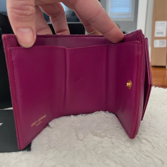 Saint Laurent Trifold Wallet - Picture 14 of 17